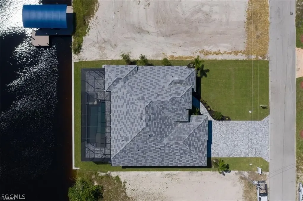 617 NW 39th Avenue Cape Coral FL 33993