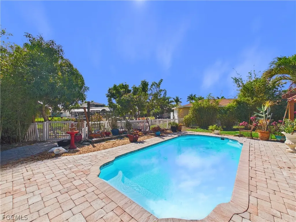 1704 Cascade Way North Fort Myers FL 33917
