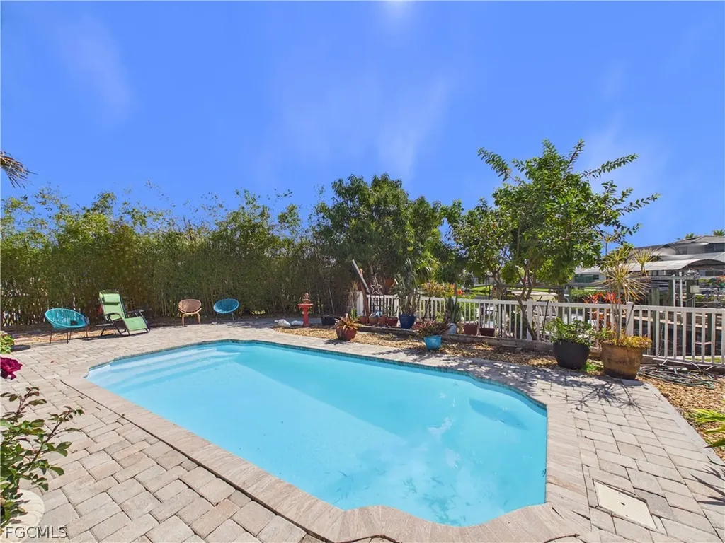 1704 Cascade Way North Fort Myers FL 33917