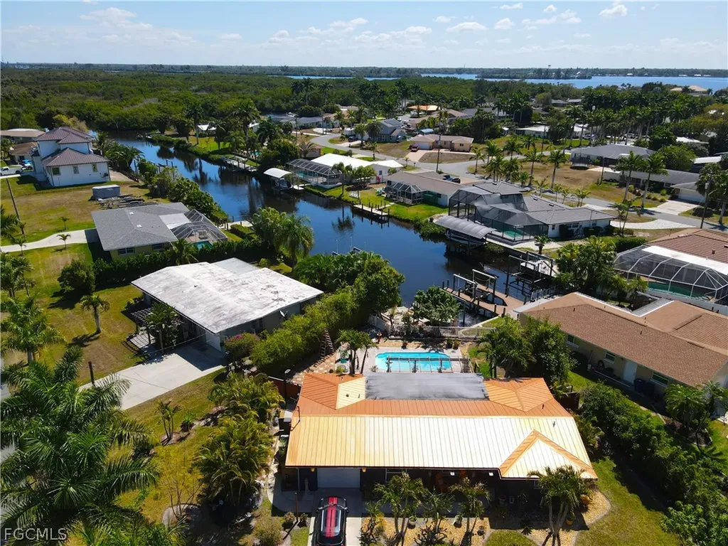 1704 Cascade Way North Fort Myers FL 33917
