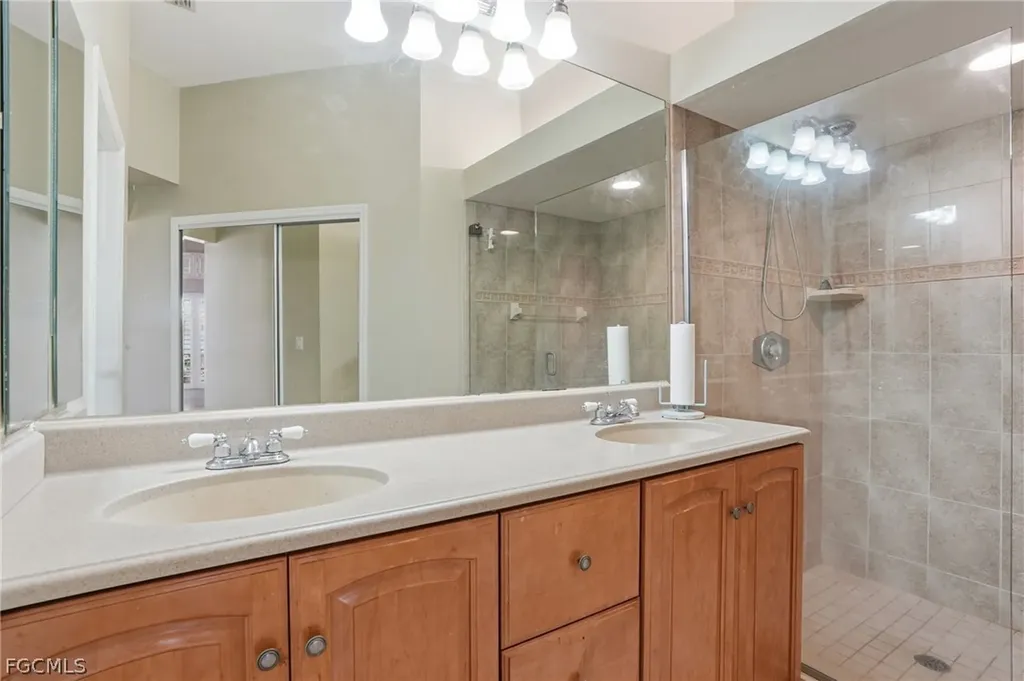 12793 Devonshire Lakes Circle Fort Myers FL 33913