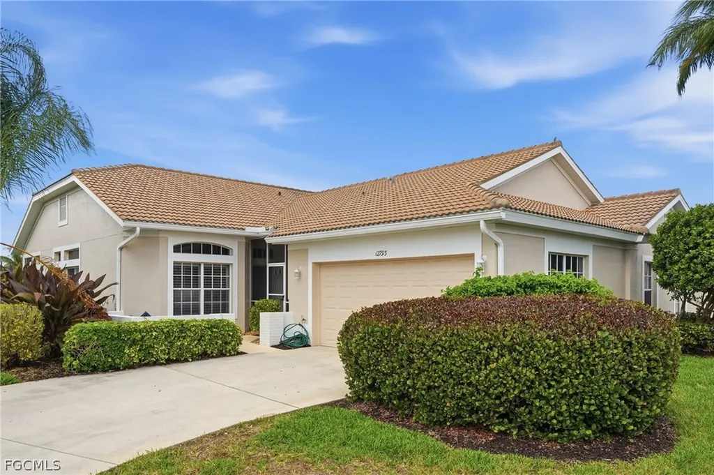 12793 Devonshire Lakes Circle Fort Myers FL 33913