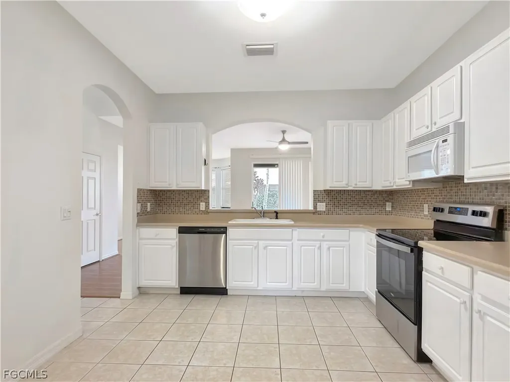 9729 Heatherstone River Court Estero FL 33928