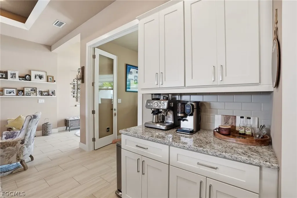 3401 NW 21st Street Cape Coral FL 33993