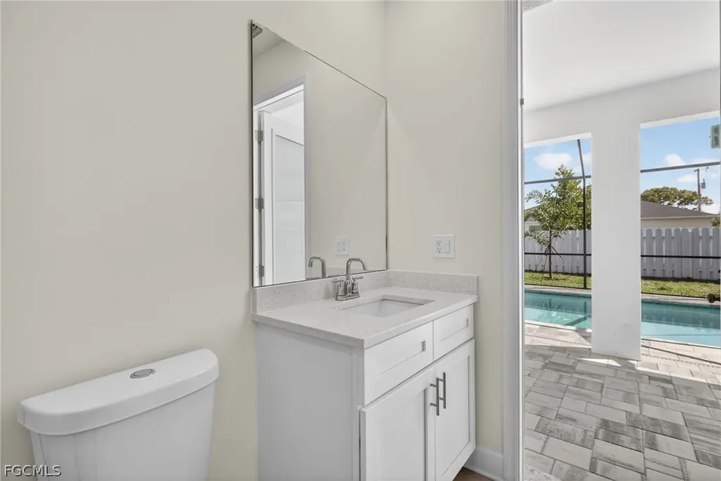 133 SW 9th Place Cape Coral FL 33991