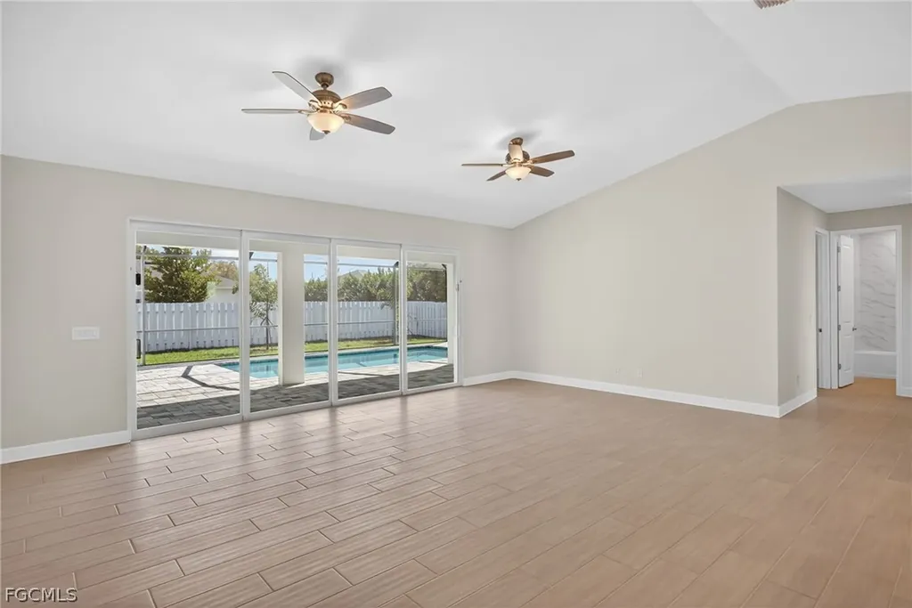 133 SW 9th Place Cape Coral FL 33991