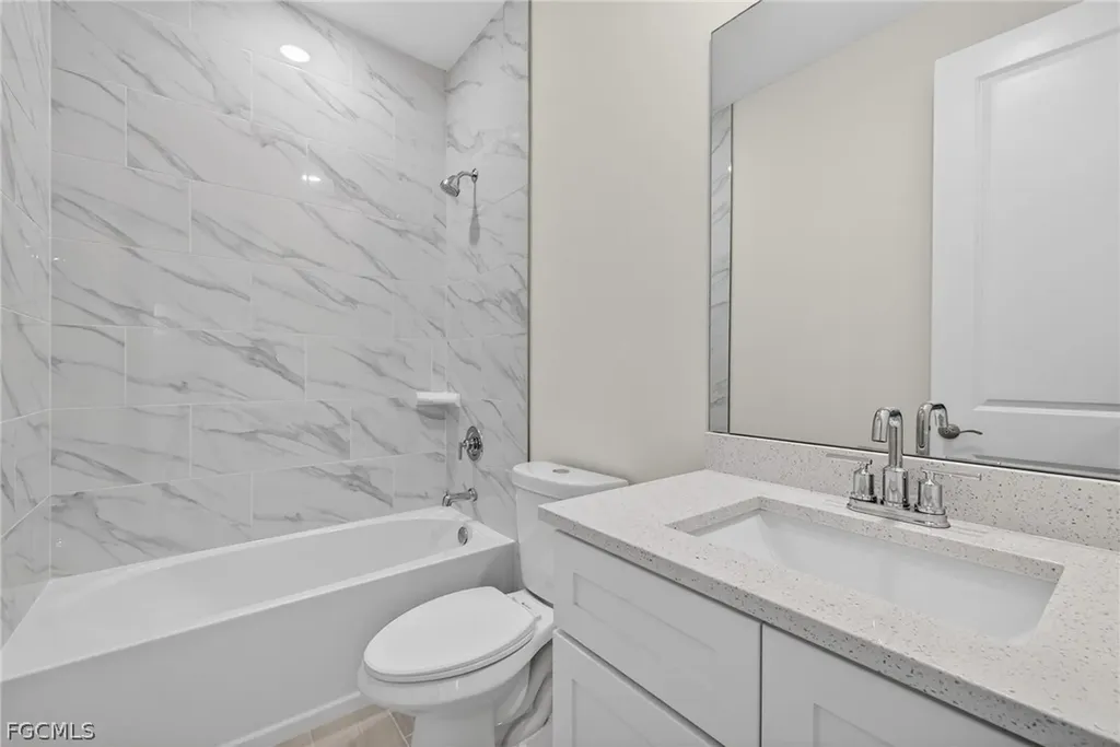 133 SW 9th Place Cape Coral FL 33991