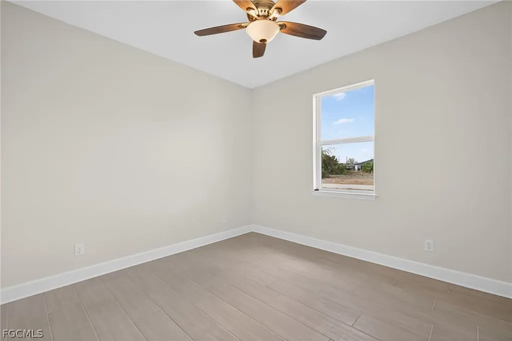 133 SW 9th Place Cape Coral FL 33991
