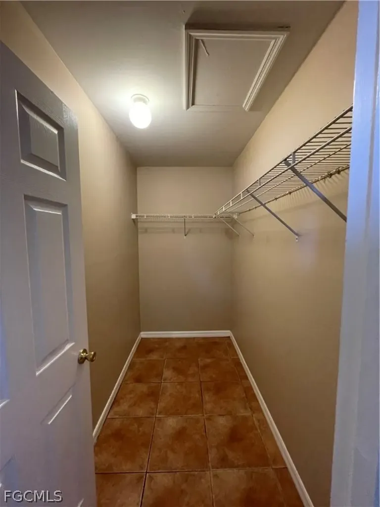 621 SE 46th Terrace Cape Coral FL 33904