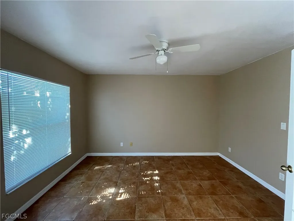 621 SE 46th Terrace Cape Coral FL 33904