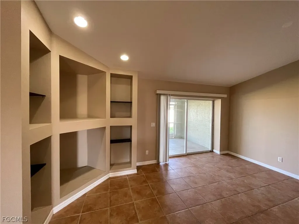 621 SE 46th Terrace Cape Coral FL 33904