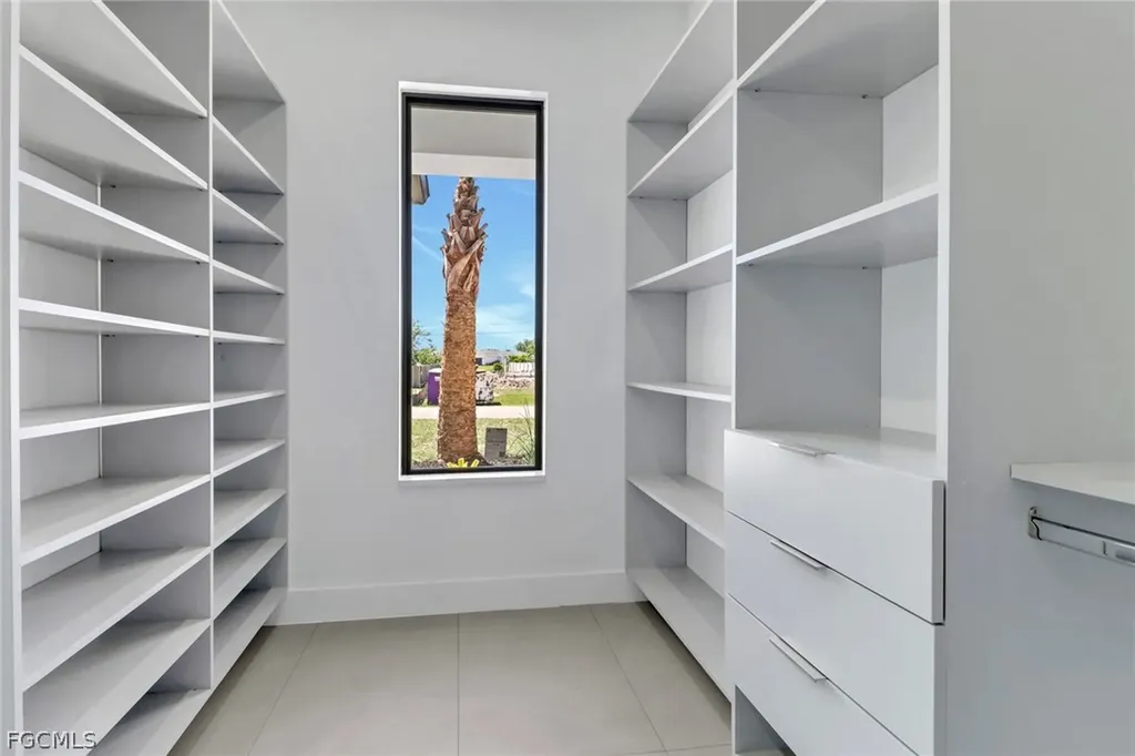 1316 NE 33rd Street Cape Coral FL 33909