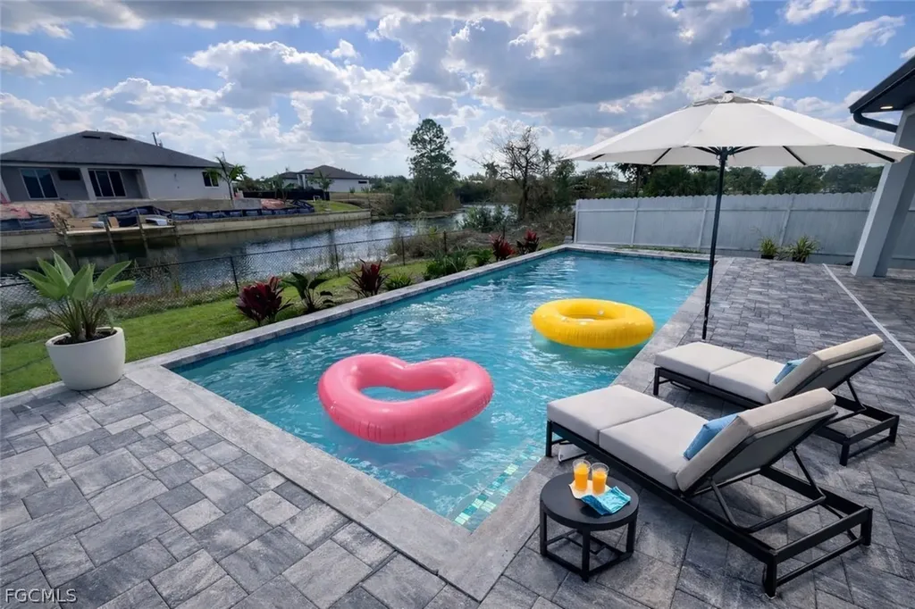 1316 NE 33rd Street Cape Coral FL 33909