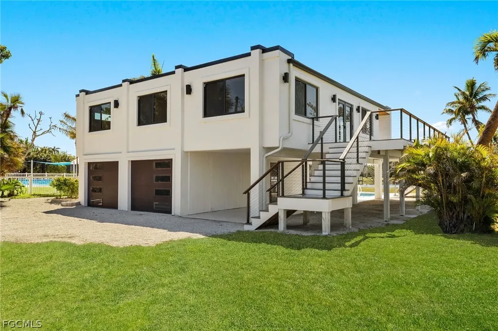 3702 Coquina Drive Sanibel FL 33957