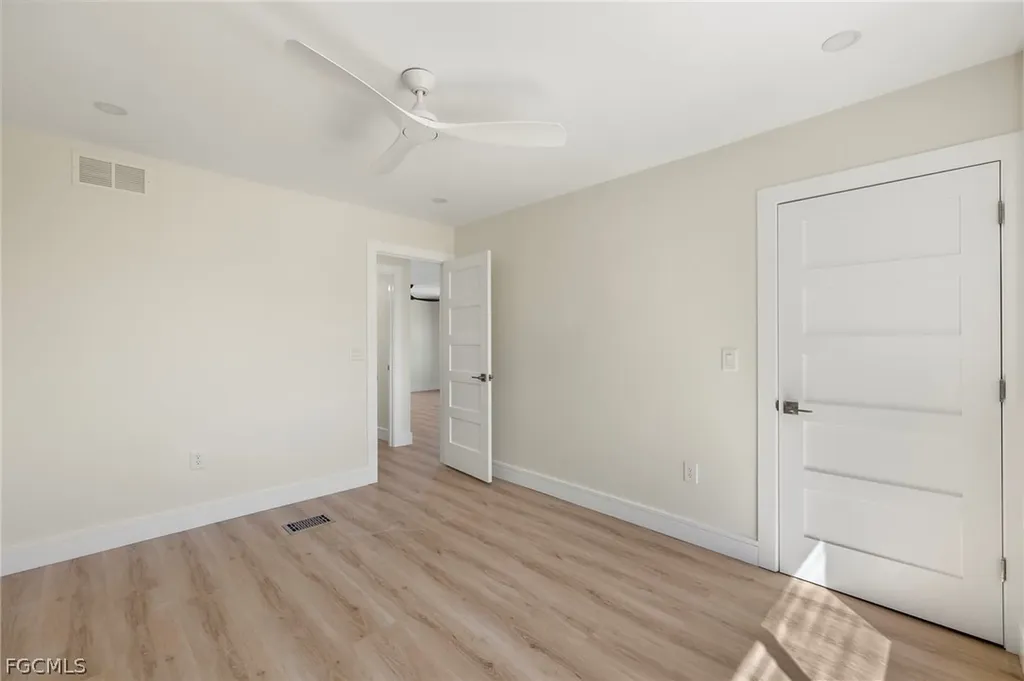 3702 Coquina Drive Sanibel FL 33957