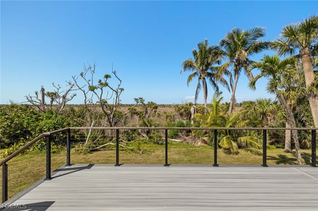 3702 Coquina Drive Sanibel FL 33957