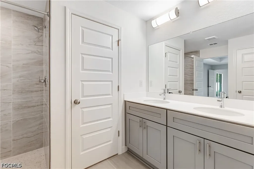 354 Hermosa Avenue Lehigh Acres FL 33974