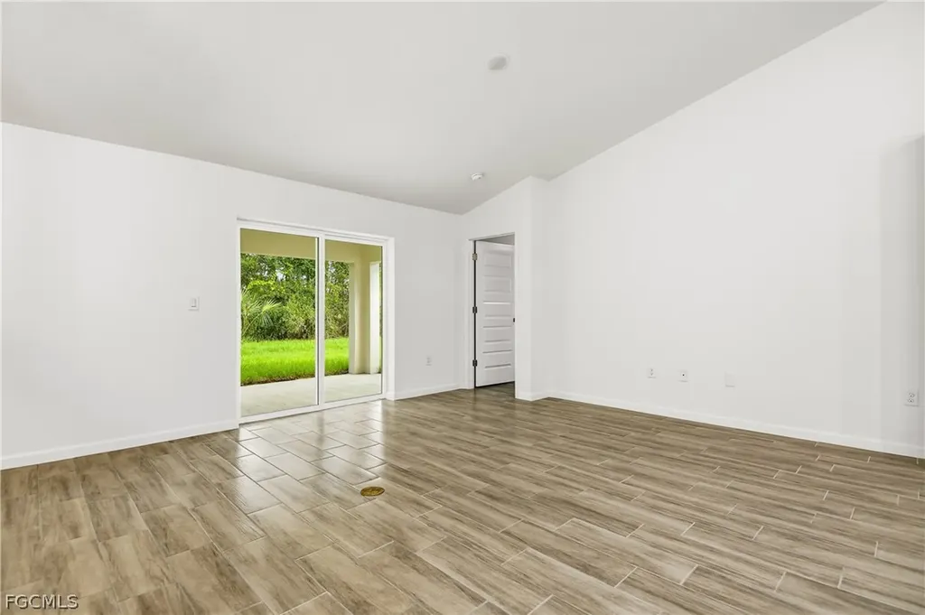 354 Hermosa Avenue Lehigh Acres FL 33974