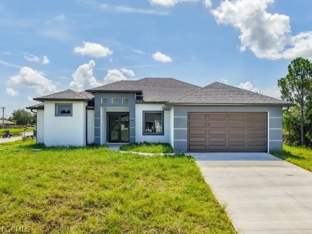 920 Rita Avenue N Lehigh Acres FL 33971