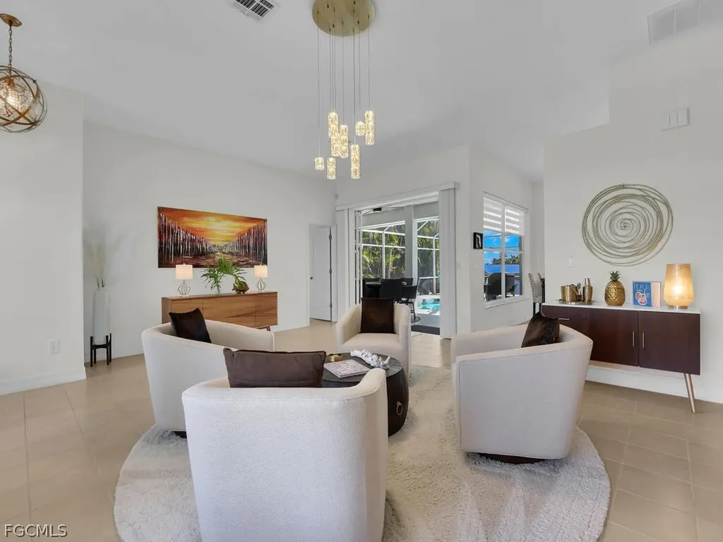 3721 Surfside Boulevard Cape Coral FL 33914