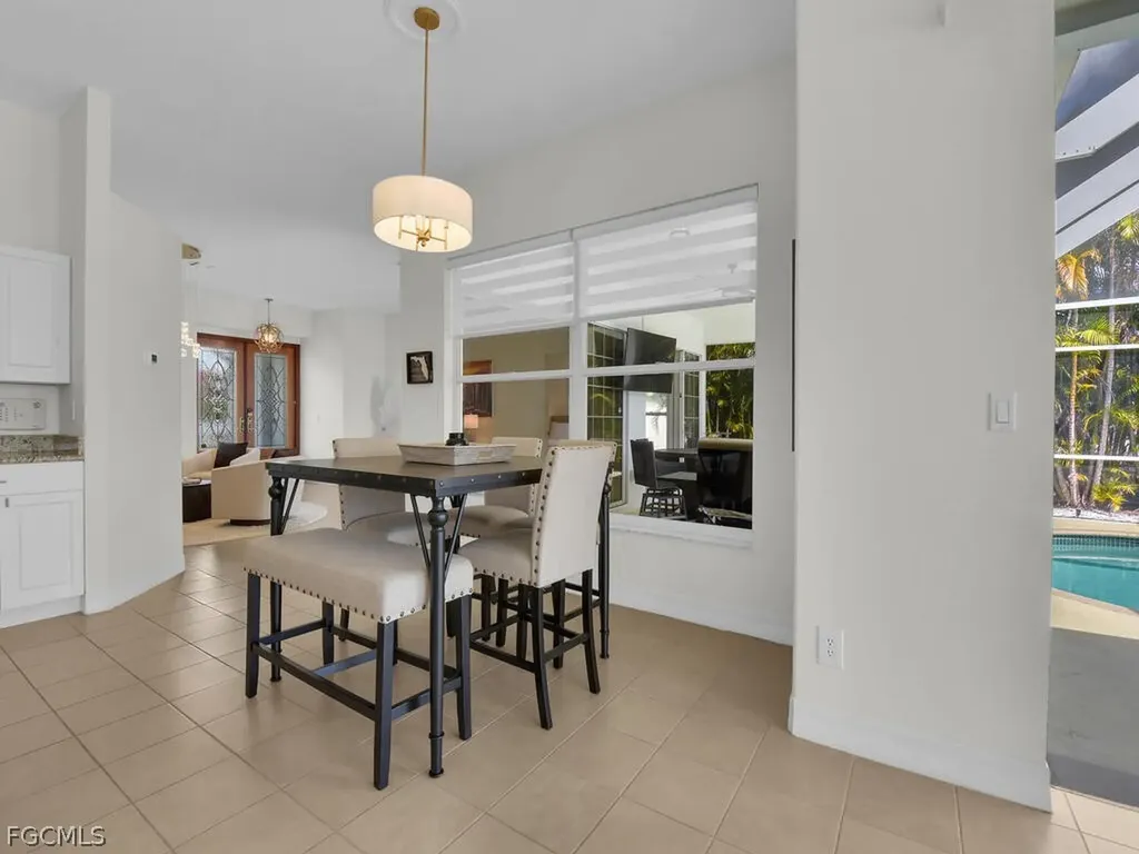 3721 Surfside Boulevard Cape Coral FL 33914