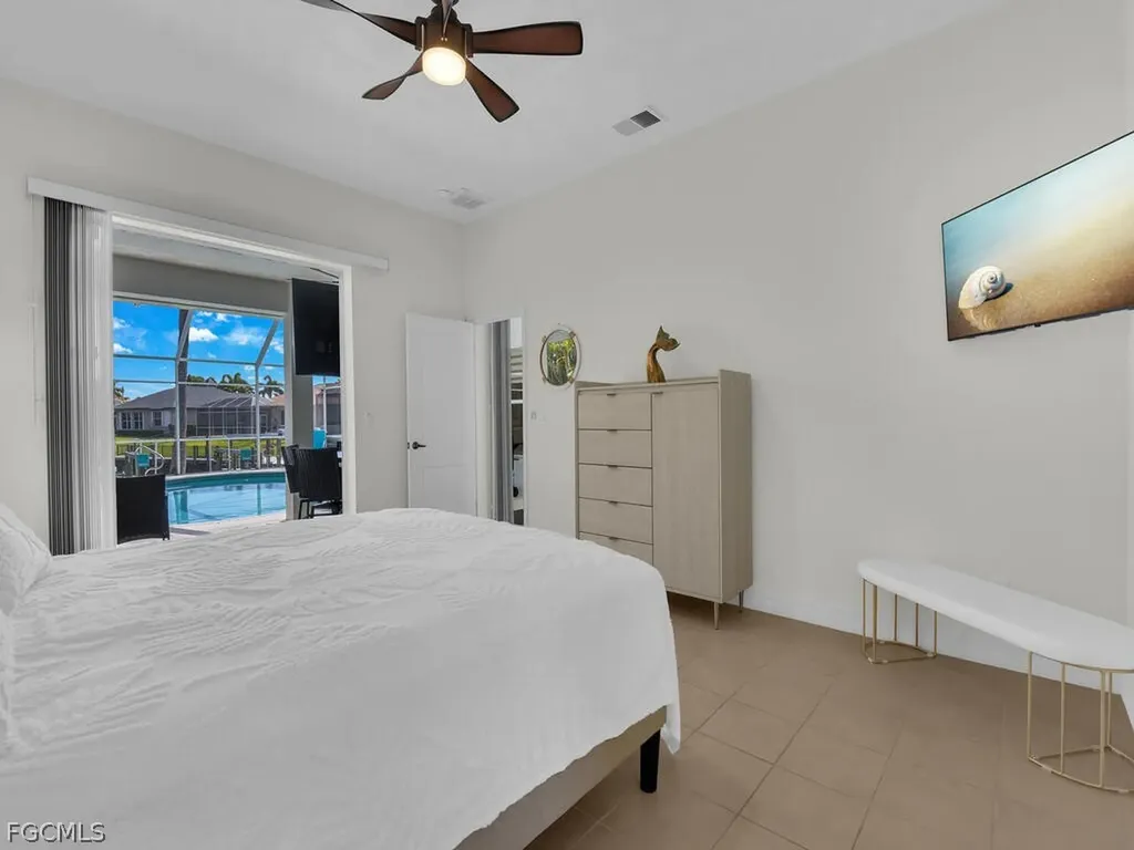 3721 Surfside Boulevard Cape Coral FL 33914