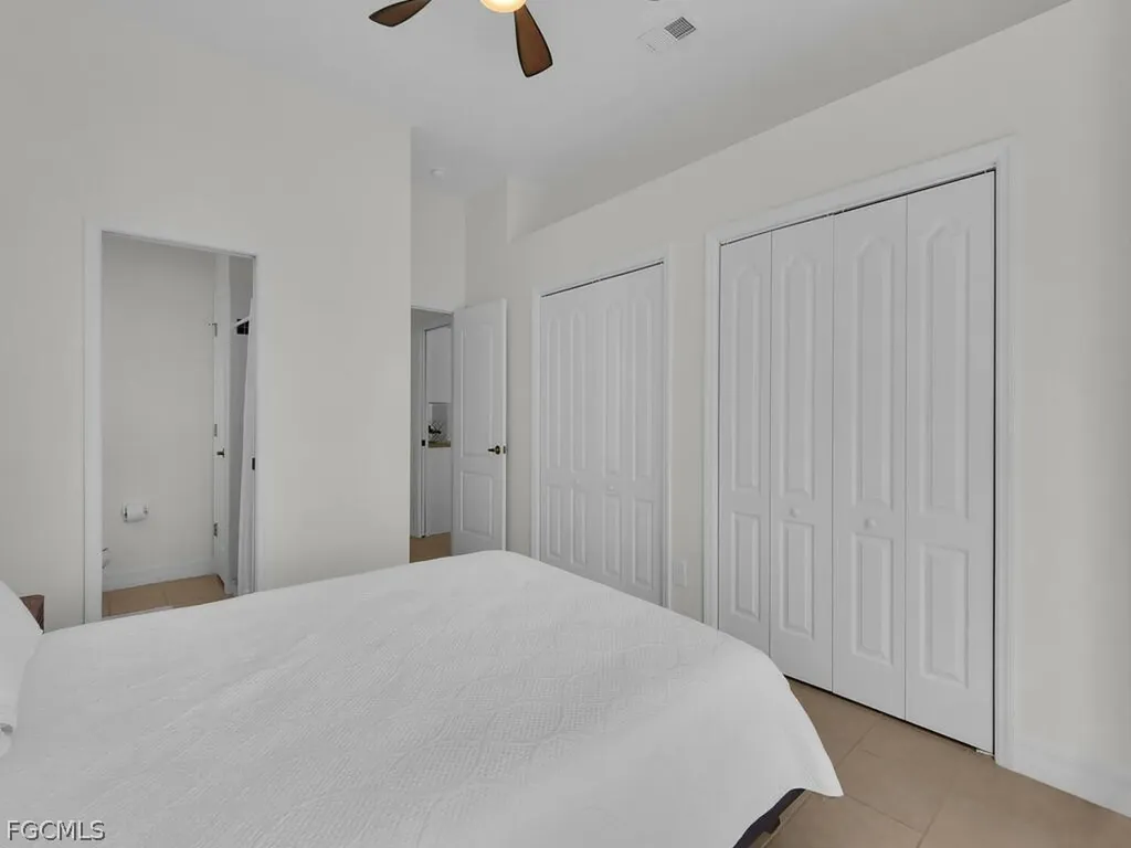 3721 Surfside Boulevard Cape Coral FL 33914
