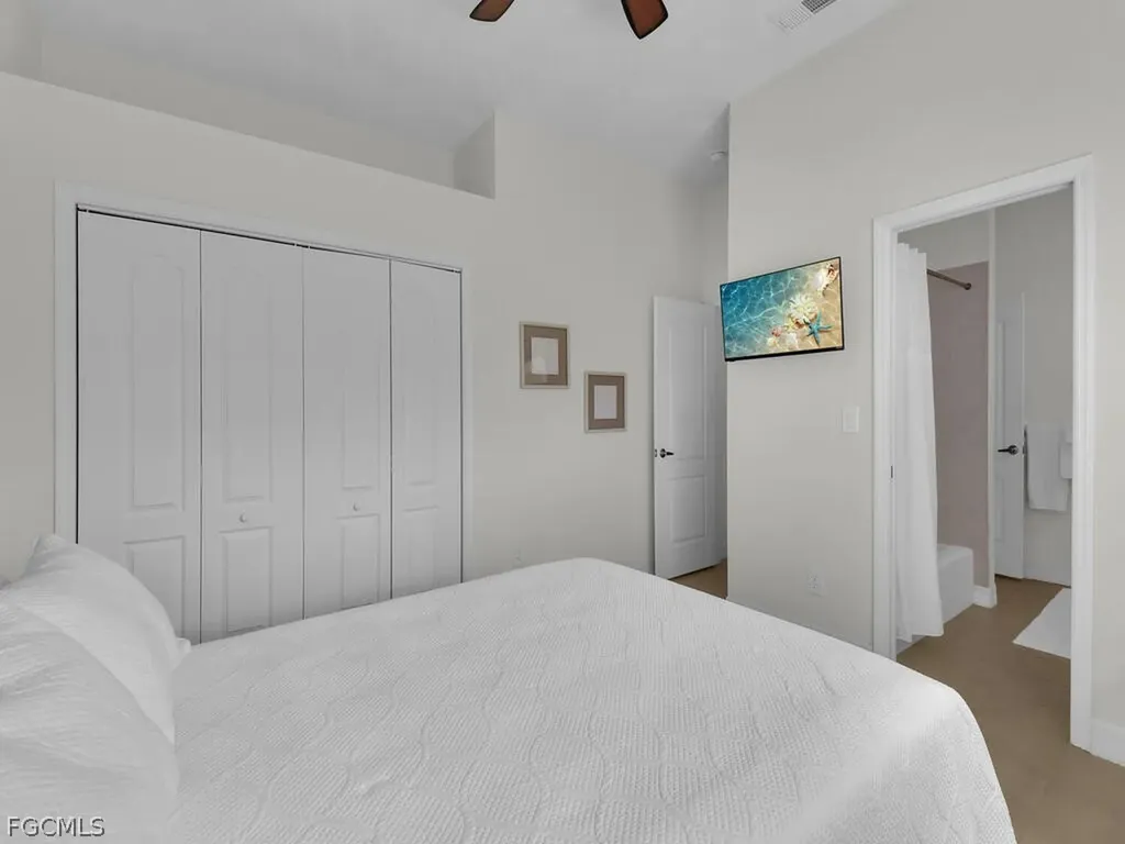 3721 Surfside Boulevard Cape Coral FL 33914