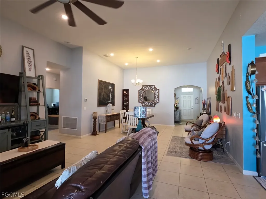 4102 SW 14th Place Cape Coral FL 33914