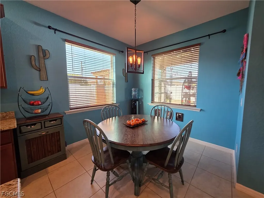4102 SW 14th Place Cape Coral FL 33914