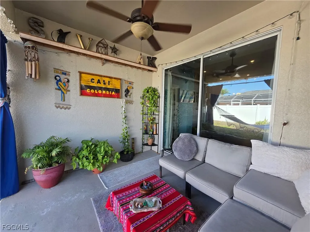 4102 SW 14th Place Cape Coral FL 33914