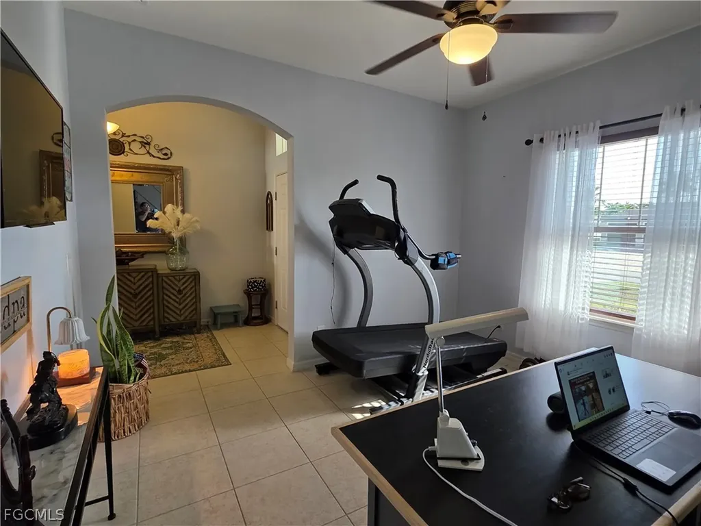 4102 SW 14th Place Cape Coral FL 33914