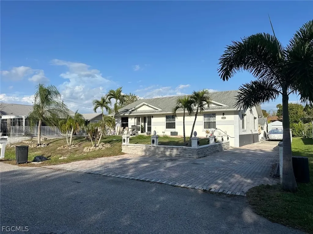 19751 Adams Road Fort Myers FL 33908