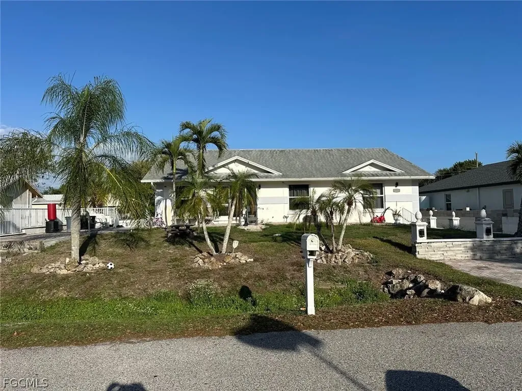 19751 Adams Road Fort Myers FL 33908