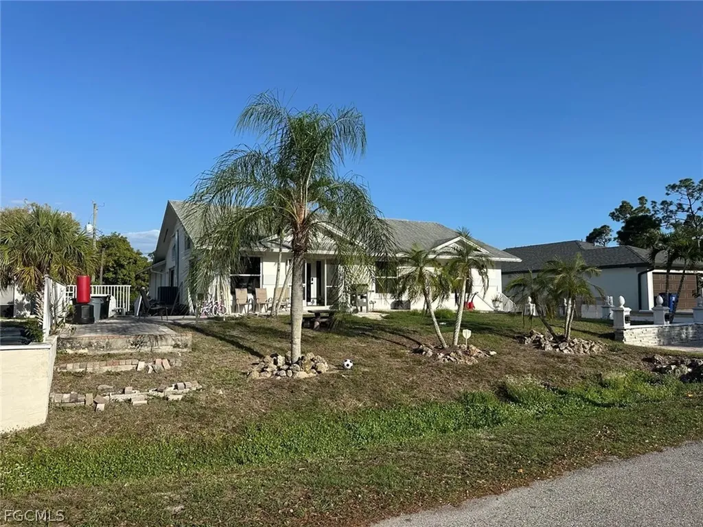 19751 Adams Road Fort Myers FL 33908