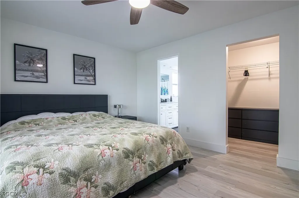 1913 SE 15th Place Cape Coral FL 33990