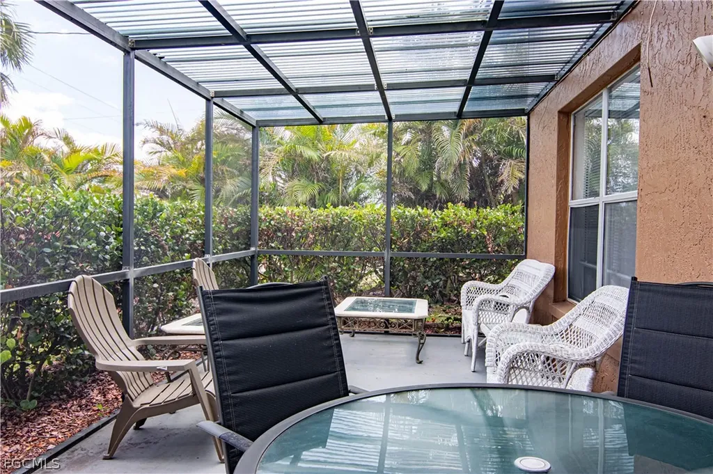 1913 SE 15th Place Cape Coral FL 33990