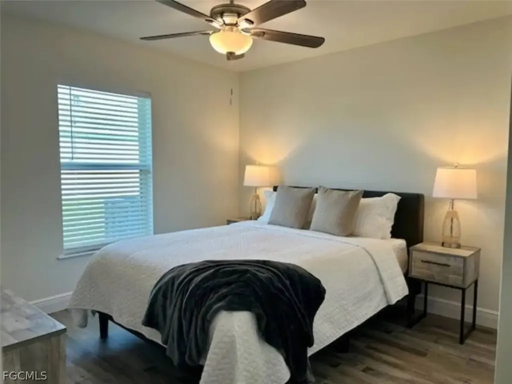 3462 NE 10th Place Cape Coral FL 33909