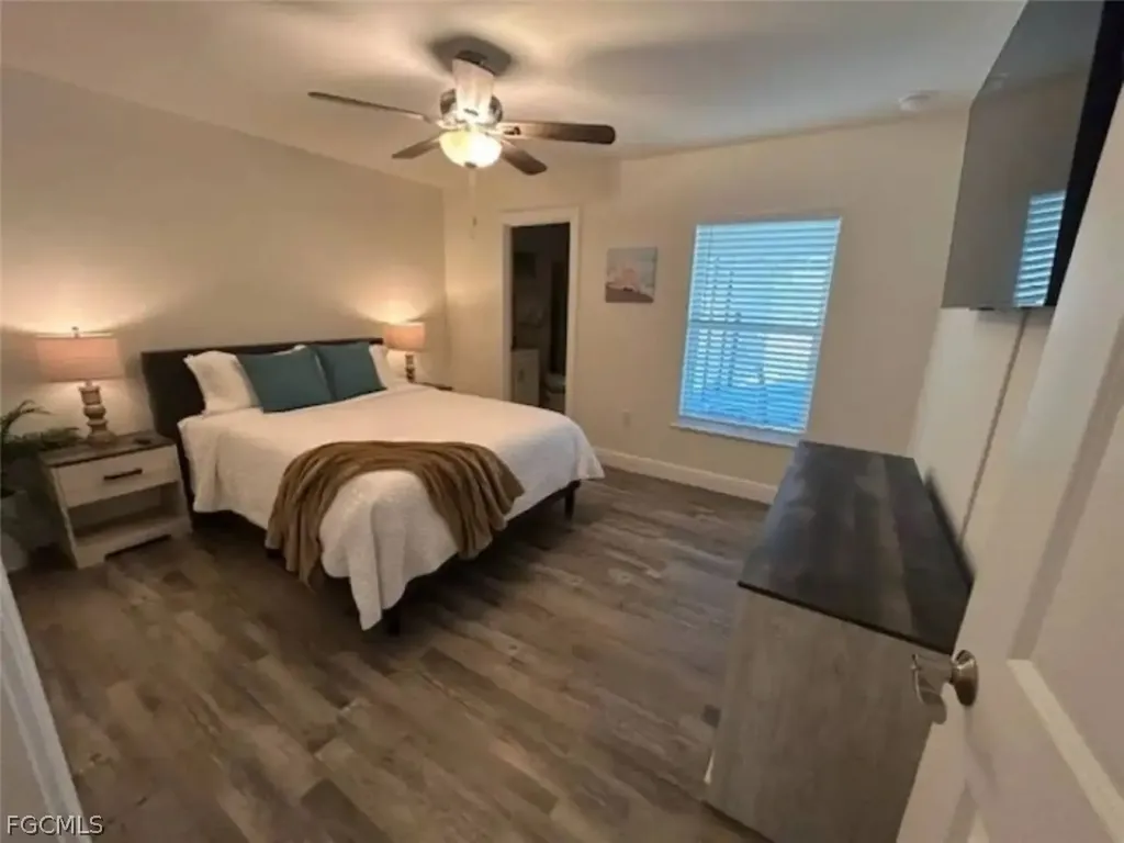 3462 NE 10th Place Cape Coral FL 33909