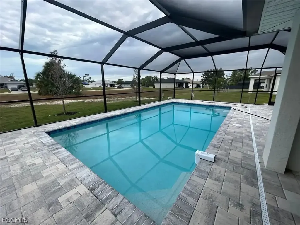 3462 NE 10th Place Cape Coral FL 33909