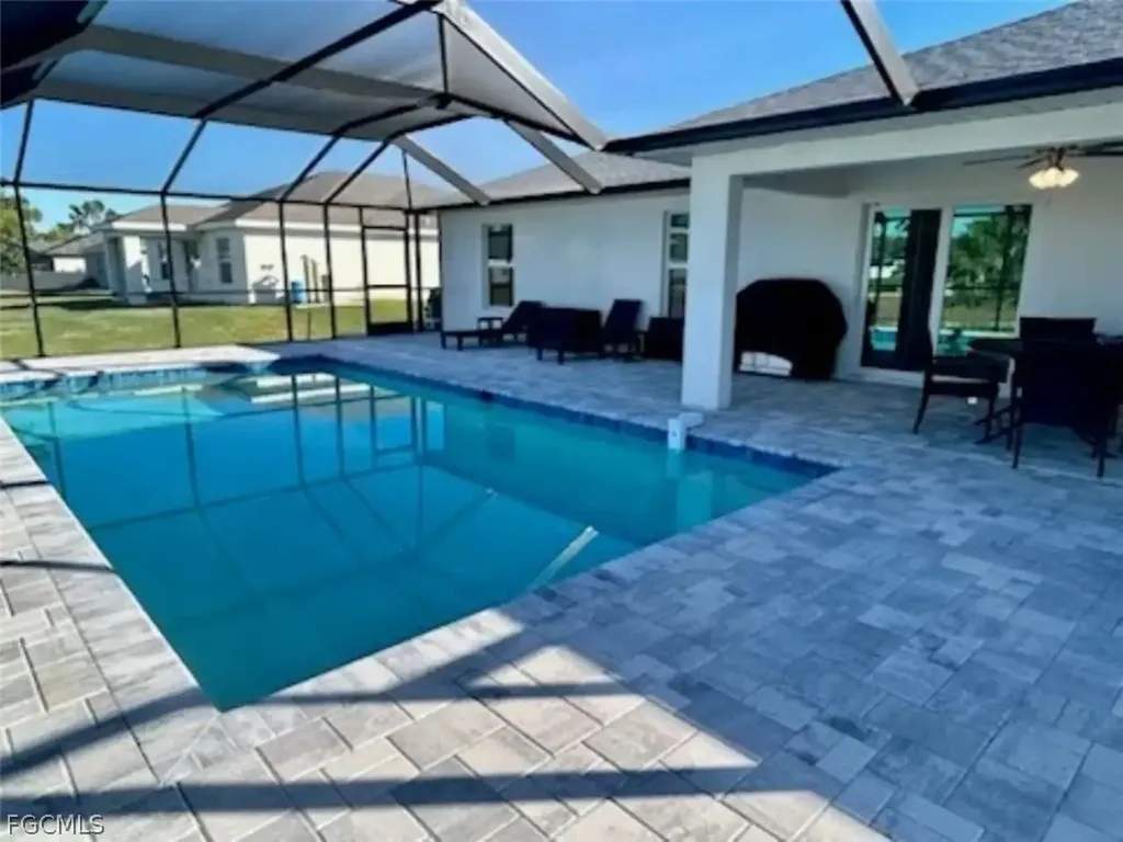 3462 NE 10th Place Cape Coral FL 33909
