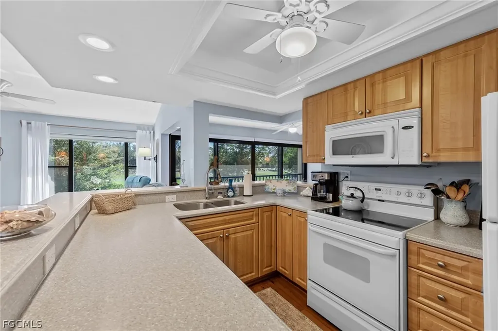 5890 Trailwinds Drive Fort Myers FL 33907