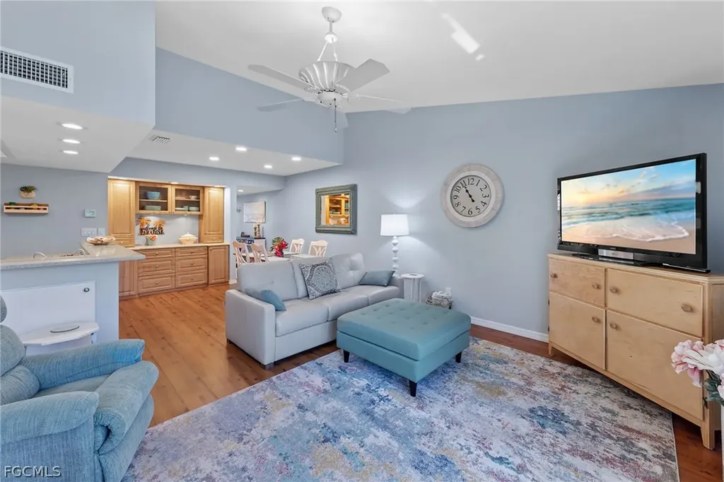 5890 Trailwinds Drive Fort Myers FL 33907