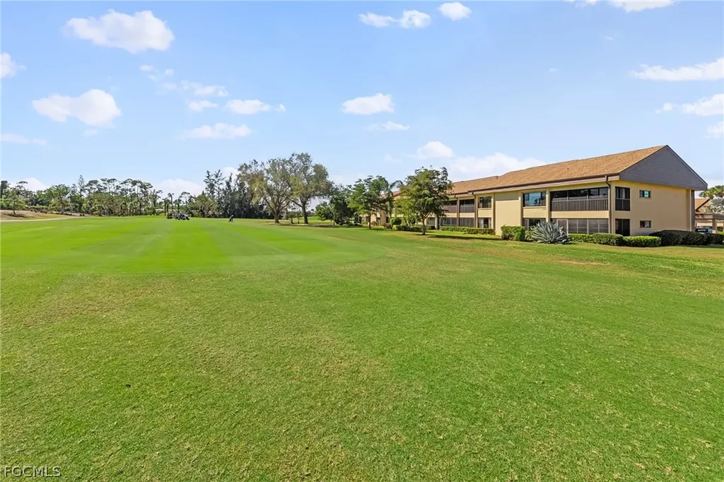 5890 Trailwinds Drive Fort Myers FL 33907