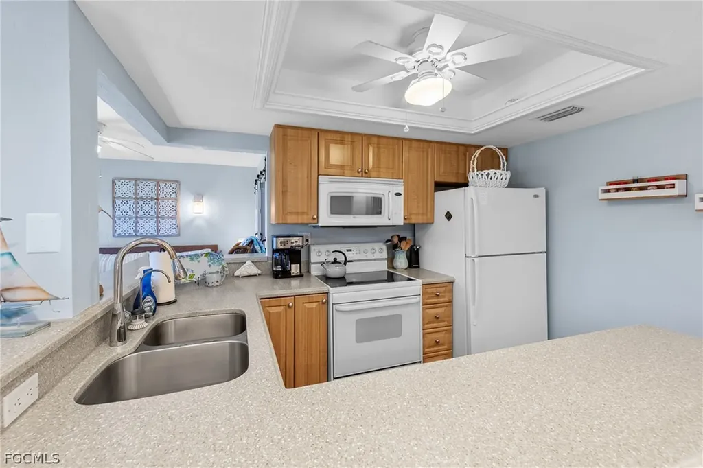 5890 Trailwinds Drive Fort Myers FL 33907
