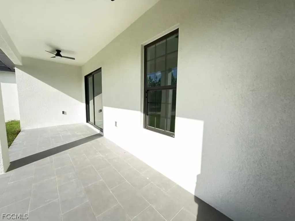 913 Glenn Avenue Lehigh Acres FL 33972
