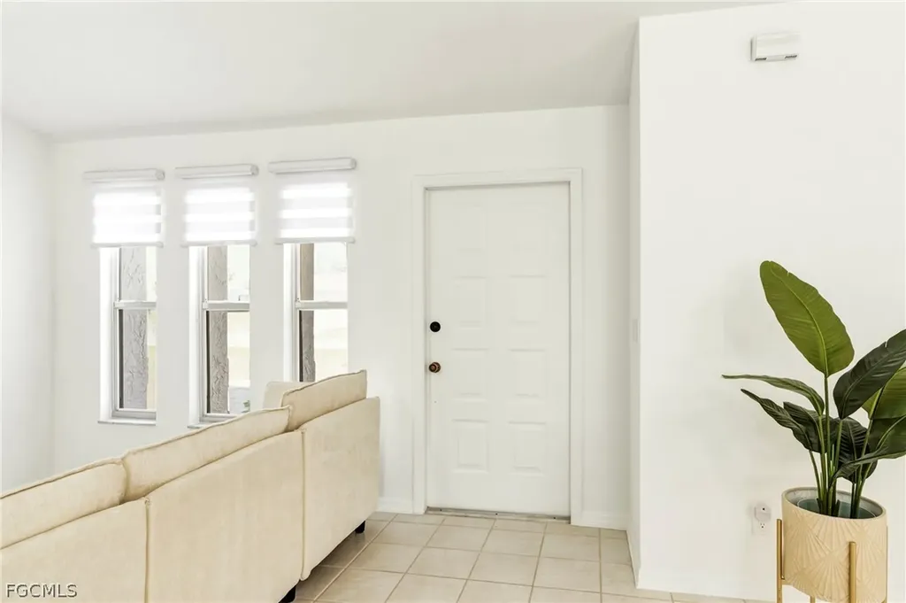 3019 SW 14th Court Cape Coral FL 33914