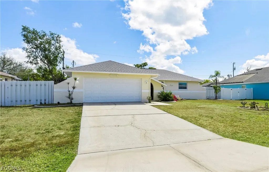 3019 SW 14th Court Cape Coral FL 33914