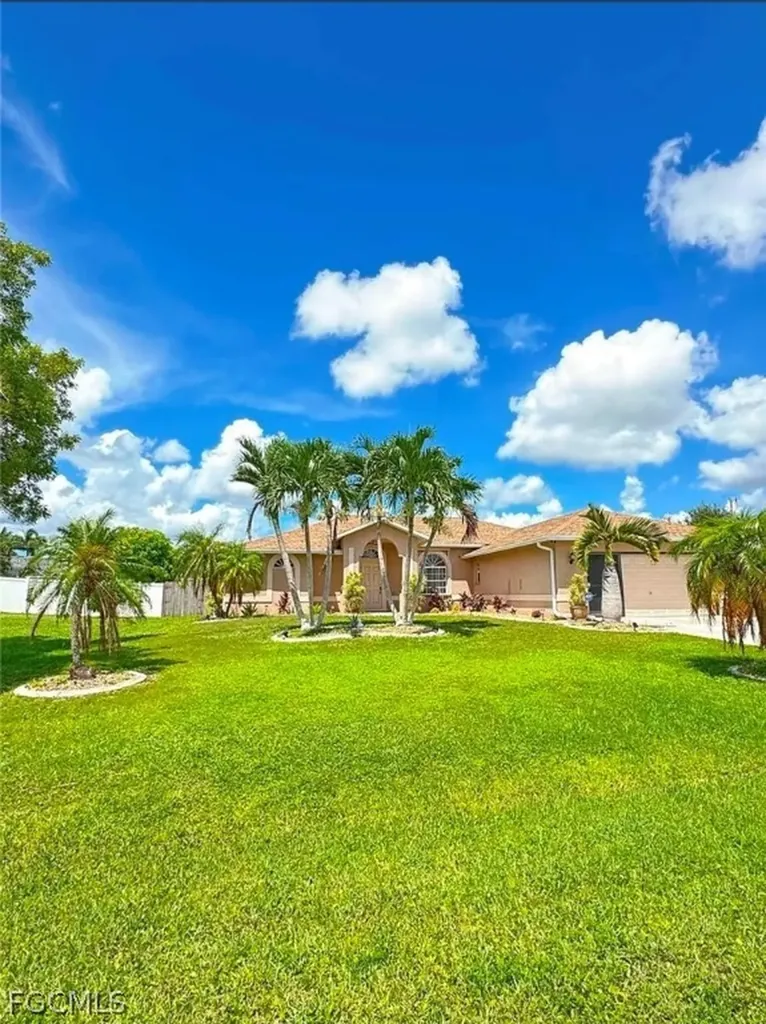 4134 SW 8th Court Cape Coral FL 33914