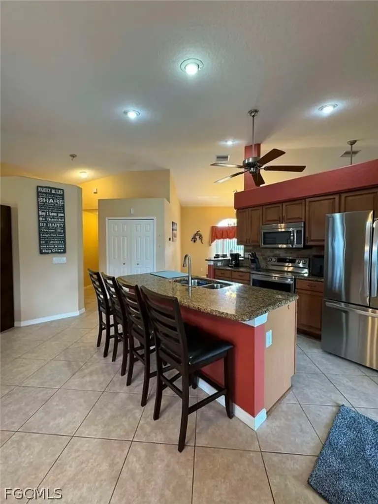 4134 SW 8th Court Cape Coral FL 33914